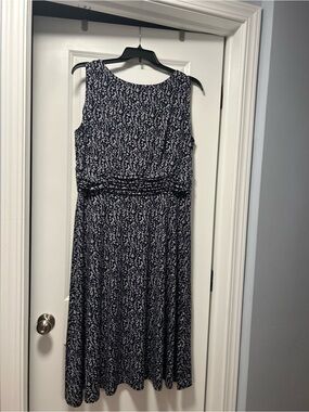 Navy and White Printed Sleeveless Midi Dress 16w Jessica Howard